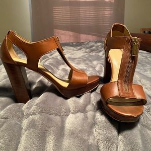 Michael Kors Berkley T-Strap Sandals